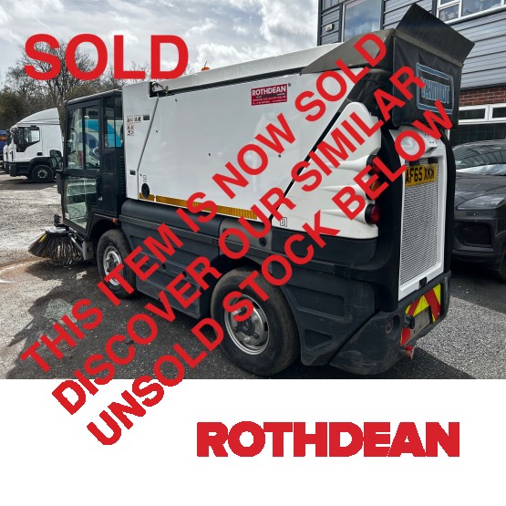 2015 SCHMIDT SWINGO 200+ ROAD SWEEPER in Compact Sweepers