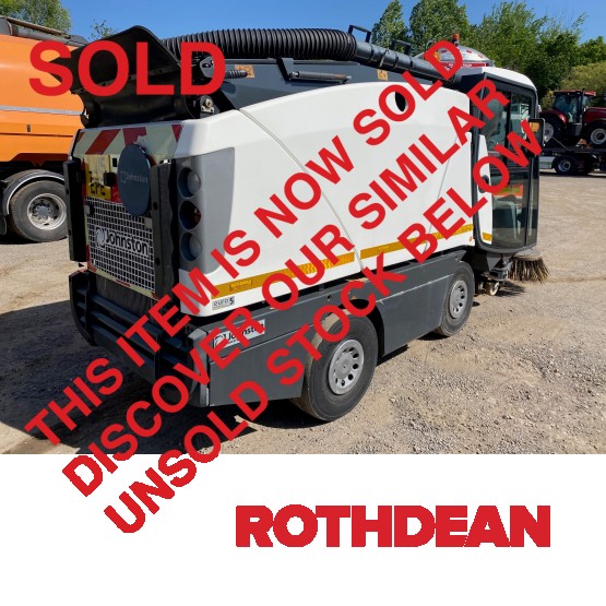 2015 JOHNSTON CX201 ROAD SWEEPER in Compact Sweepers