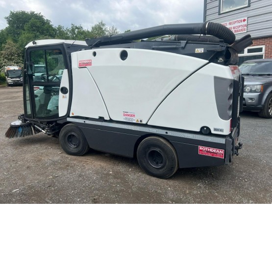 2019 JOHNSTON C202 ROAD SWEEPER in Compact Sweepers