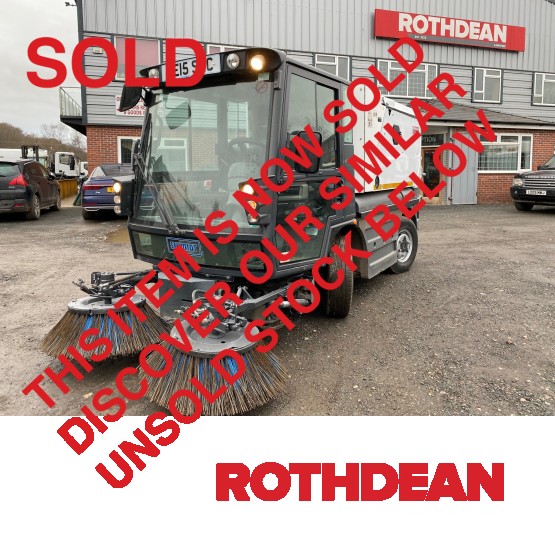 2015 SCHMIDT SWINGO 200+ ROAD SWEEPER in Compact Sweepers