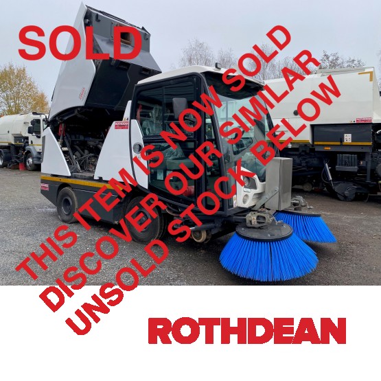 2018 JOHNSTON CX201 ROAD SWEEPER in Compact Sweepers