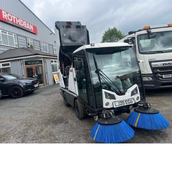 2020 JOHNSTON CX202 ROAD SWEEPER in Compact Sweepers