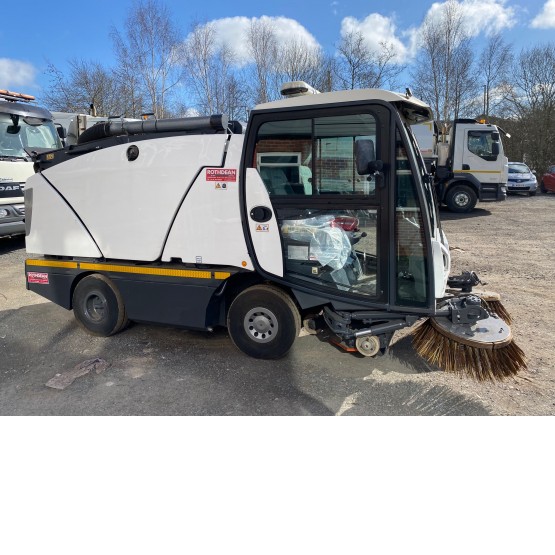 2017 JOHNSTON C201 ROAD SWEEPER in Compact Sweepers