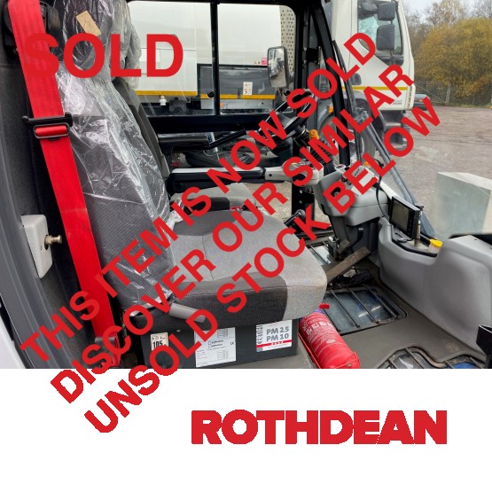 2018 JOHNSTON CX201 ROAD SWEEPER in Compact Sweepers