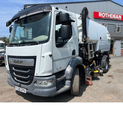 2020 DAF LF230 ROAD SWEEPER