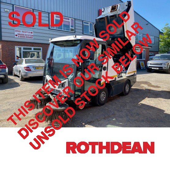 2015 JOHNSTON CX201 ROAD SWEEPER in Compact Sweepers