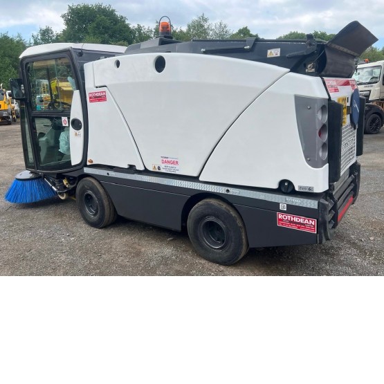 2020 JOHNSTON CX202 ROAD SWEEPER in Compact Sweepers