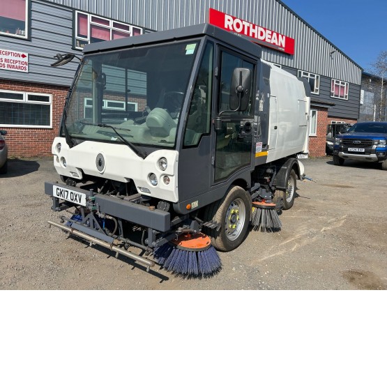 2017 SCARAB M25H ROAD SWEEPER in Compact Sweepers