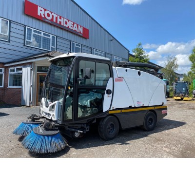 2018 JOHNSTON C202 ROAD SWEEPER