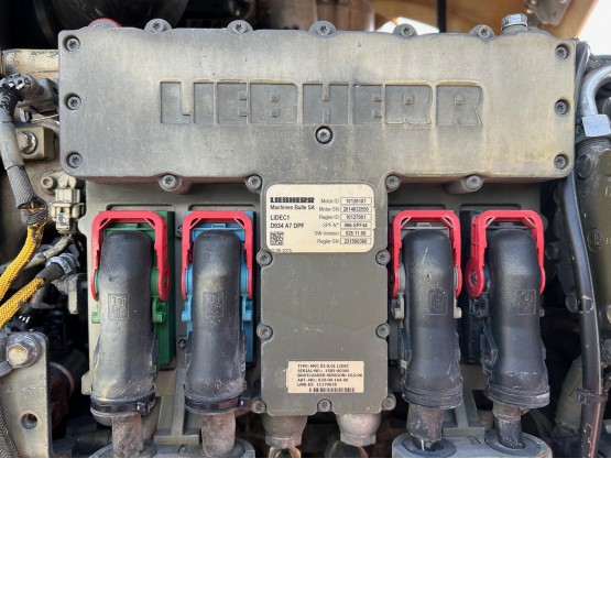 2015 LIEBHERR L550 in Loaders