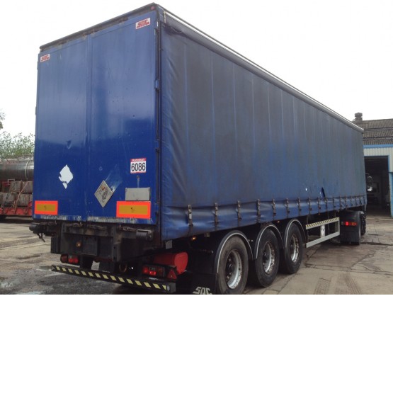 2003 SDC 13.6 STRAIGHT in Curtain Siders Trailers