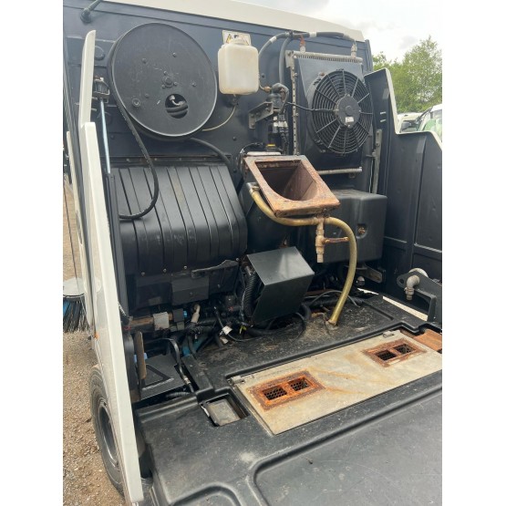 2019 JOHNSTON C202 ROAD SWEEPER in Compact Sweepers