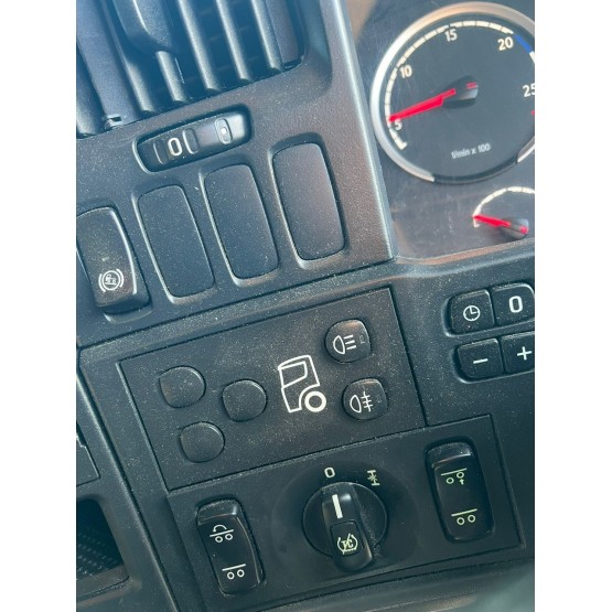 2015 SCANIA R450 in 6x2 Tractor Units