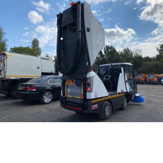 2018 JOHNSTON C201 ROAD SWEEPER in Compact Sweepers
