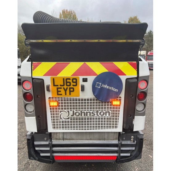 2020 JOHNSTON CX202 ROAD SWEEPER in Compact Sweepers