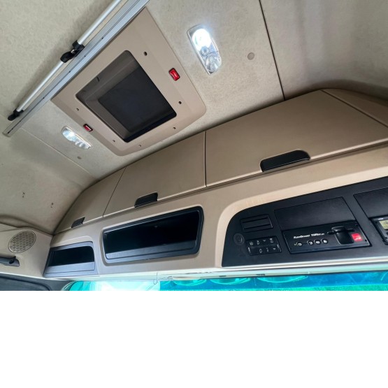 2015 MERCEDES ACTROS 2548 in 6x2 Tractor Units