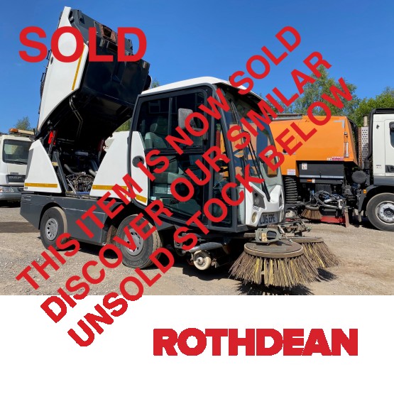 2015 JOHNSTON CX201 ROAD SWEEPER in Compact Sweepers