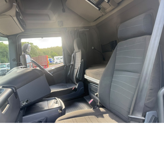 2016 SCANIA R520 TOPLINER V8 in 6x2 Tractor Units
