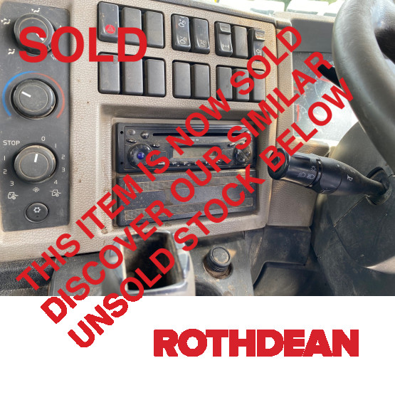2008 VOLVO FL in Hook Loaders and Skip Loaders