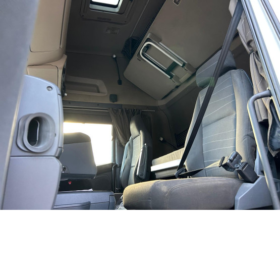 2016 SCANIA R520 TOPLINER V8 in 6x2 Tractor Units