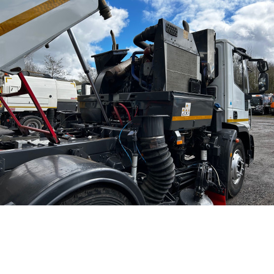 2013 IVECO 150E22 EEV ROAD SWEEPER in Truck Mounted Sweepers