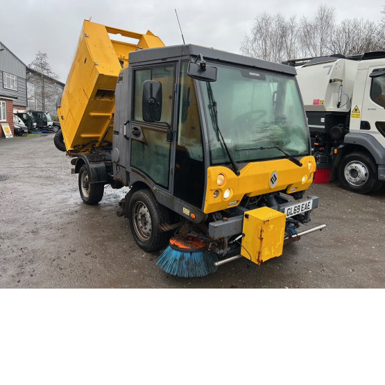 2019 SCARAB M25H in Compact Sweepers