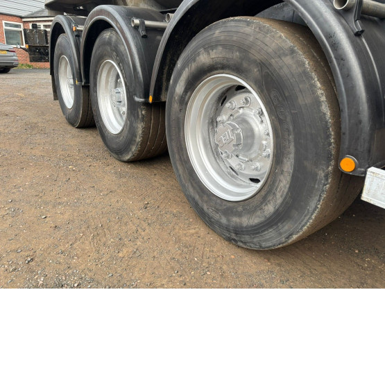 2004 Rothdean VACUUM TANKER in Vacuum Tankers Trailers