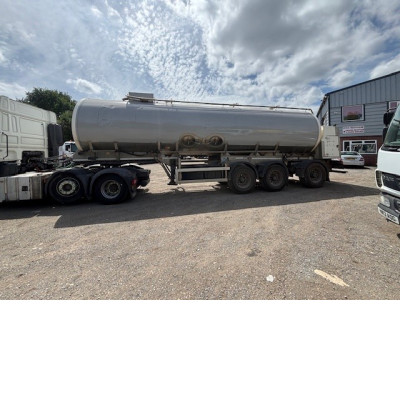2012 SAYERS MILK TANKER