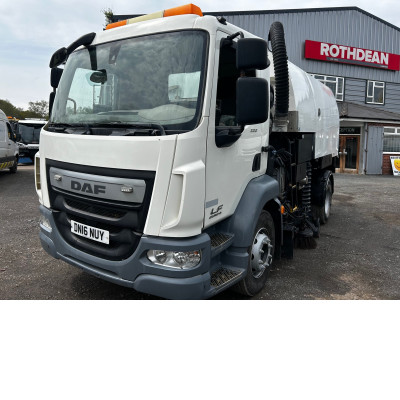 2016 DAF LF220 ROAD SWEEPER