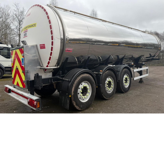 2009 Clayton Stainless Steel Milk Tanker in Food & Chemical Tankers Trailers