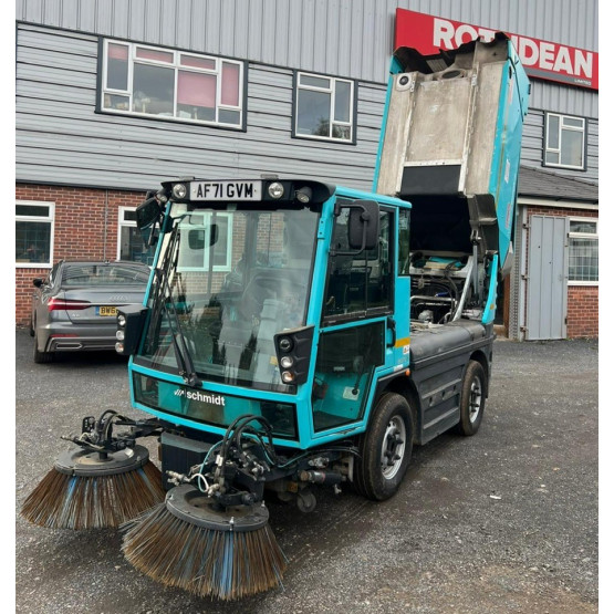 2021 SCHMIDT SWINGO 200 + in Compact Sweepers