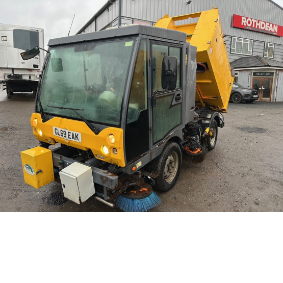 2019 SCARAB M25H in Compact Sweepers