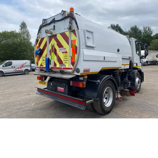 2011 IVECO EUROCARGO 150E22 EEV ROAD SWEEPER in Truck Mounted Sweepers