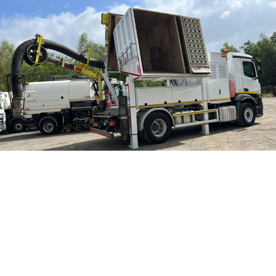 2016 MERCEDES ANTOS 1842L BLUETECH 6 in Other Rigid Vehicles