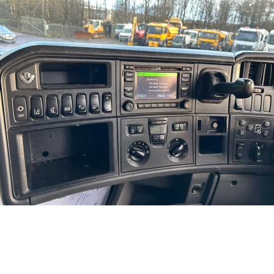 2016 SCANIA R520 TOPLINER V8 in 6x2 Tractor Units