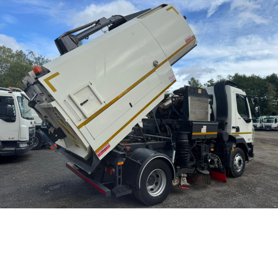 2015 DAF LF55-220 ROAD SWEEPER in Truck Mounted Sweepers
