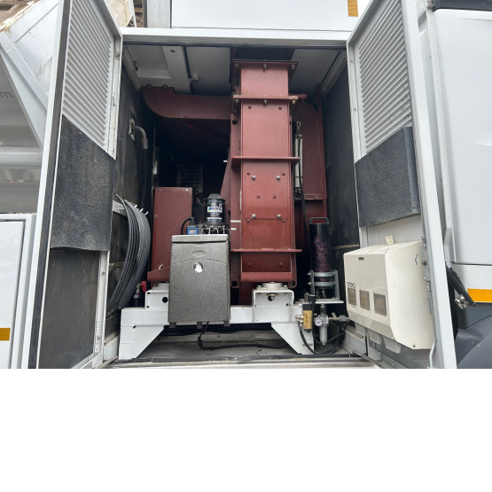 2016 MERCEDES ANTOS 1842 BLUETEC 6 in Other Rigid Vehicles