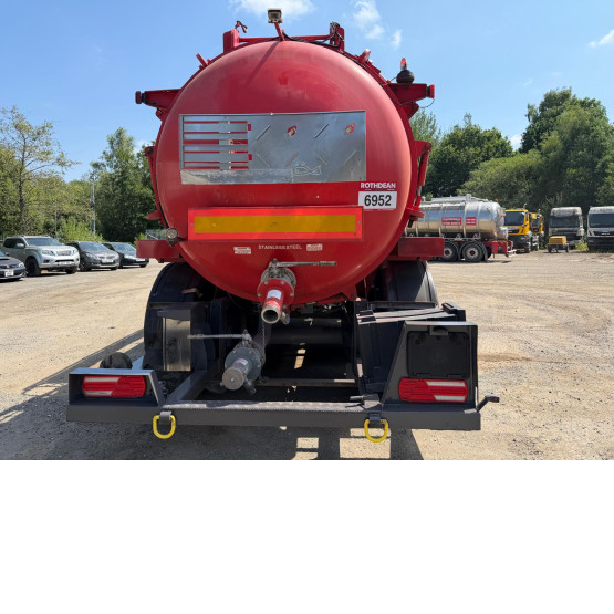 2003 WHALE WASTE DISPOSAL TANKER in Food & Chemical Tankers Trailers