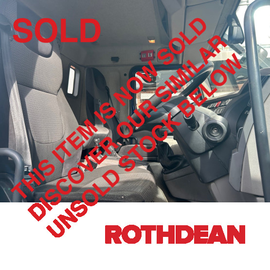 2016 DAF LF220 in 4x2 Tractor Units