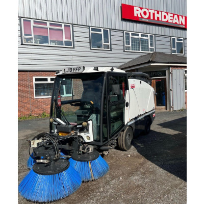 2019 JOHNSTON CX202 ROAD SWEEPER