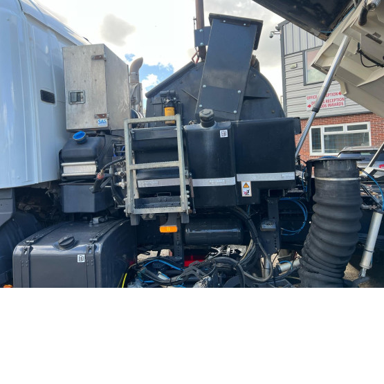 2015 SCANIA P280 ROAD SWEEPER in Truck Mounted Sweepers