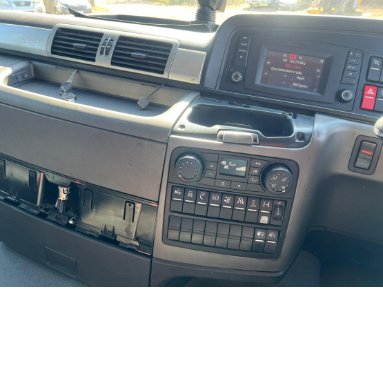 2017 MAN TGM 18.250 in Curtain Siders Rigid Vehicles