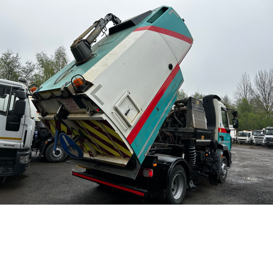 2015 DAF LF220 ROAD SWEEPER in Truck Mounted Sweepers