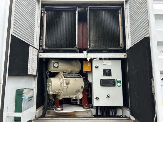 2016 MERCEDES ANTOS 1842 BLUETEC 6 in Gulley Suckers and Jetters