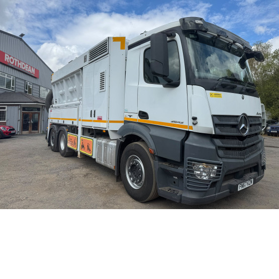 2017 MERCEDES Antos 2542 in Vacuum Excavators
