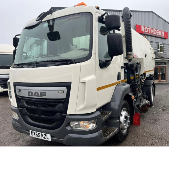 2015 DAF LF220 ROAD SWEEPER in Truck Mounted Sweepers