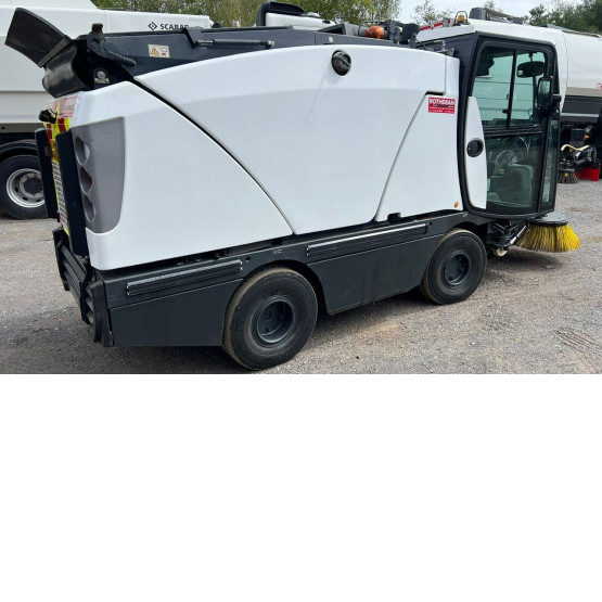 2020 BUCHER  in Compact Sweepers