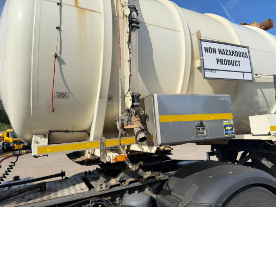 2013 WHALE VACUUM TANKER in Vacuum Tankers Trailers