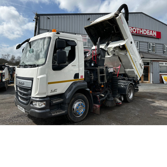 2015 DAF LF220 ROAD SWEEPER in Truck Mounted Sweepers