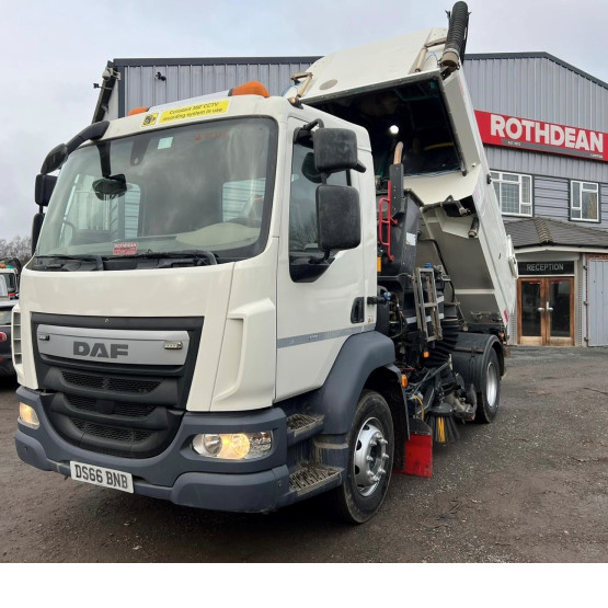 2017 DAF LF220 ROAD SWEEPER in Truck Mounted Sweepers